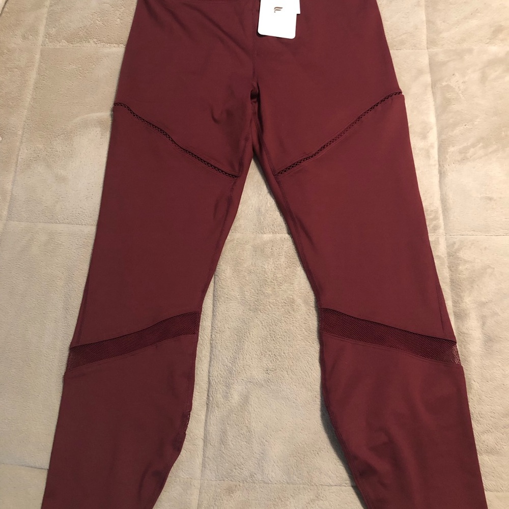 Fabletics - Picture 2 of 3